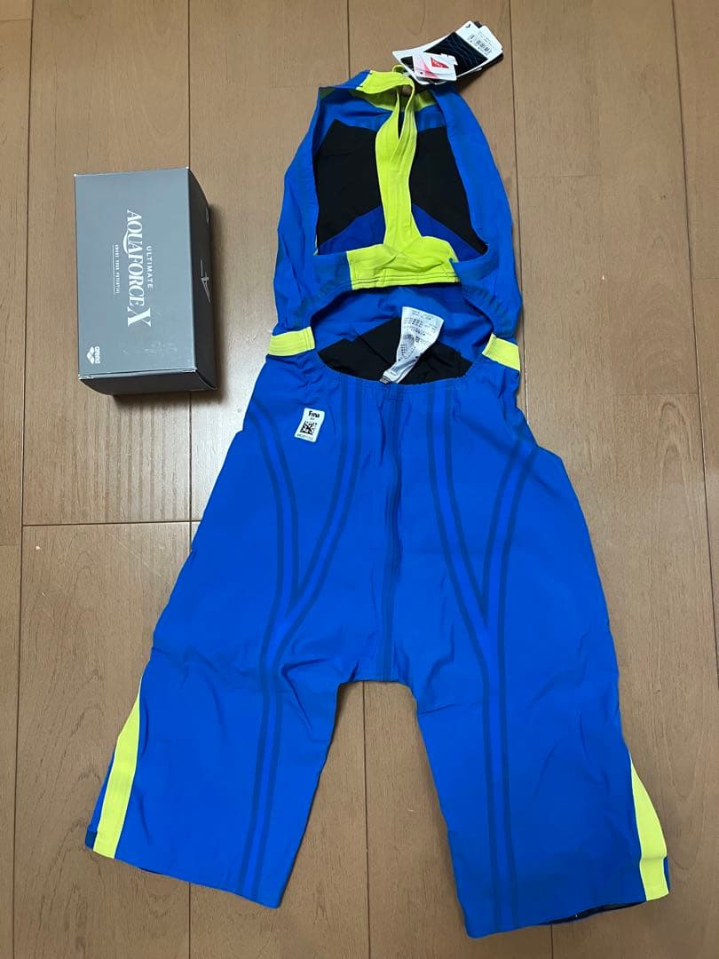 新品未使用　アリーナ アルティメットアクアフォースX CP 競泳レース水着