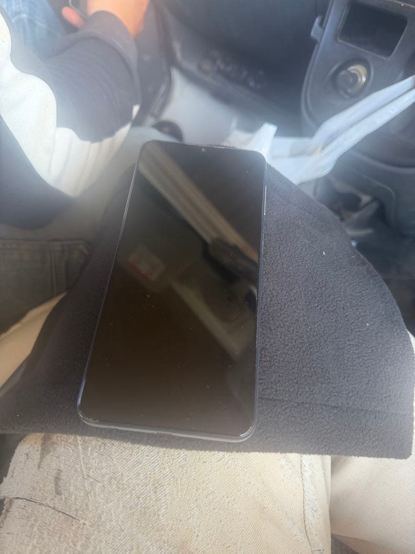 ホワイト トリプルカメラ スマートフォン GALAXY s32 SIMなし