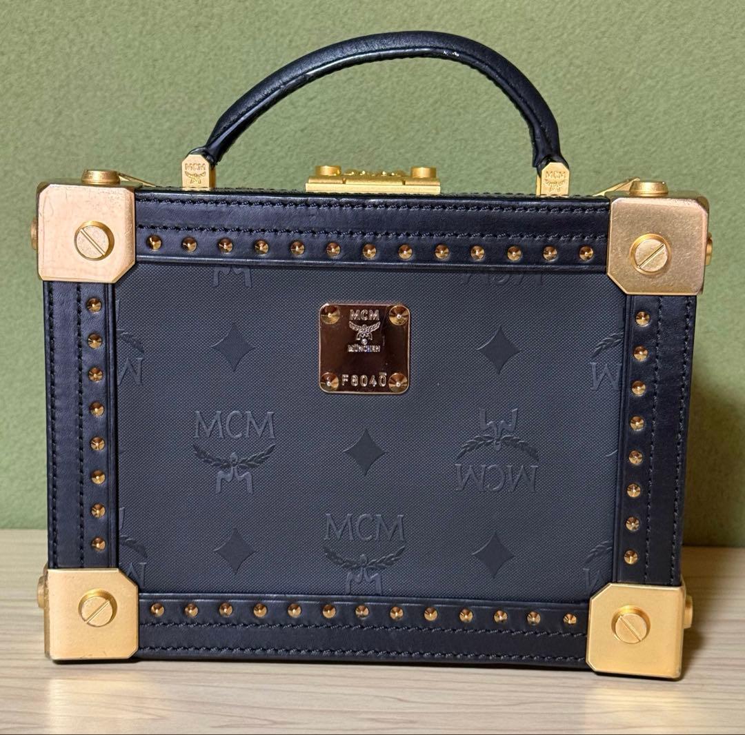 MCM（エムシーエム）2WAY トランク ショルダーバッグ