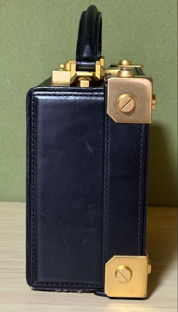 MCM（エムシーエム）2WAY トランク ショルダーバッグ