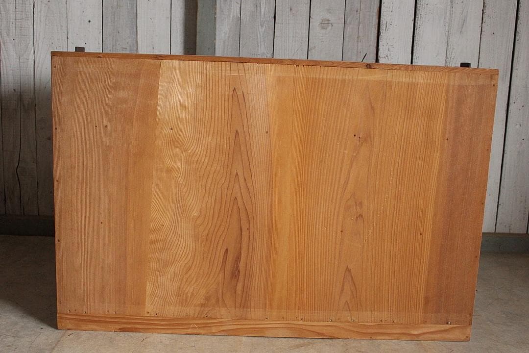 古い木製の引き出し5杯　チェスト　桐箪笥 昭和レトロ　古家具　古民家　時代家具