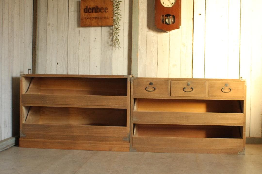 古い木製の引き出し5杯　チェスト　桐箪笥 昭和レトロ　古家具　古民家　時代家具