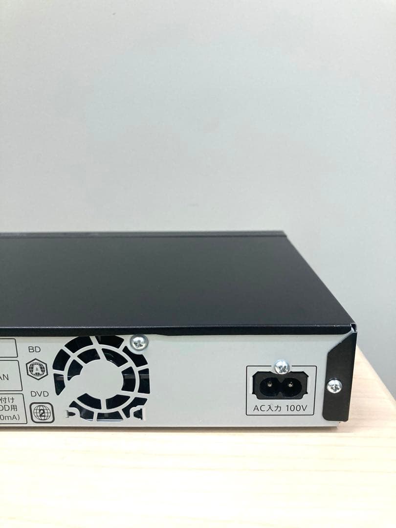 めっちゃ綺麗　シャープ　AQUOS ブルーレイ　2B-C05BW1