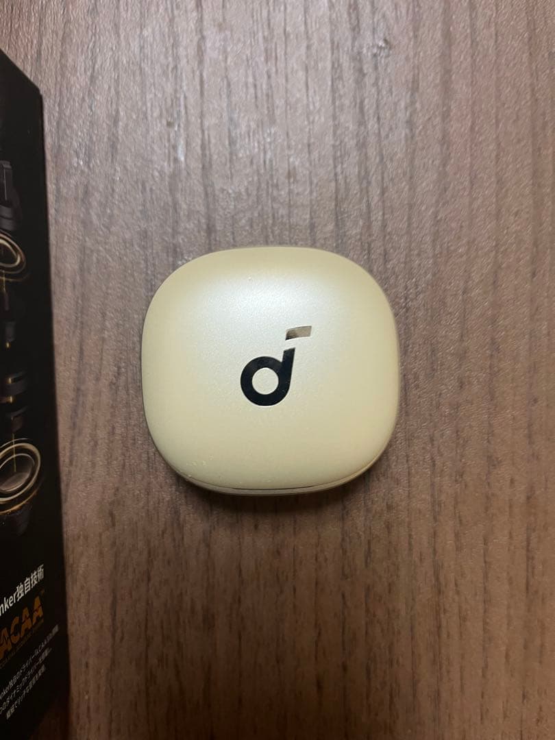 Anker Soundcore Liberty 4 シャンパンゴールド