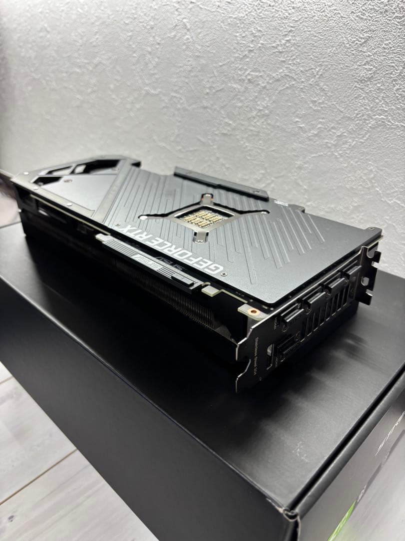 グラフィックボード・グラボ・ビデオカード ASUS ROG STRIX GeForce RTX 3080 Ti OC