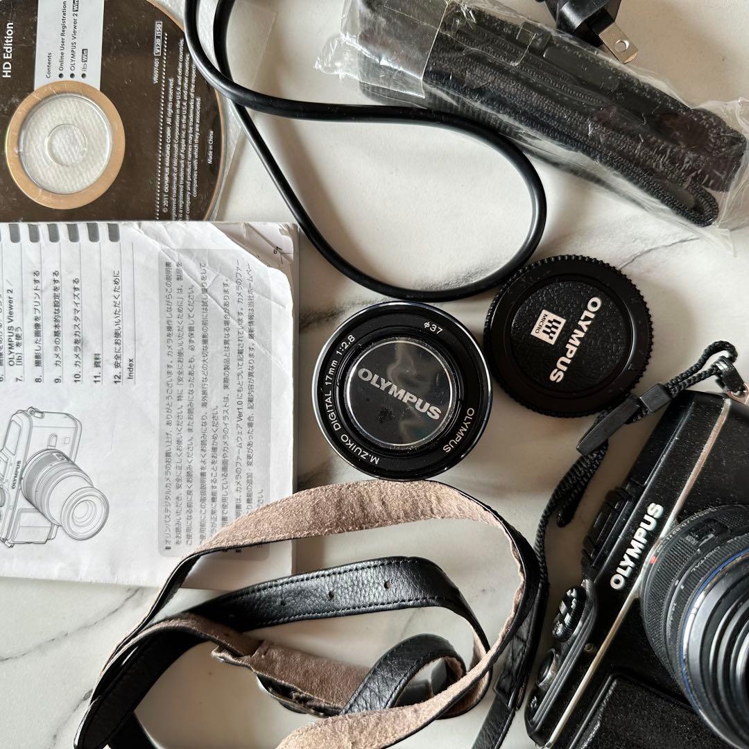 オリンパス　一眼レフ　E-P3 カメラ　OLYMPUS レンズ2本