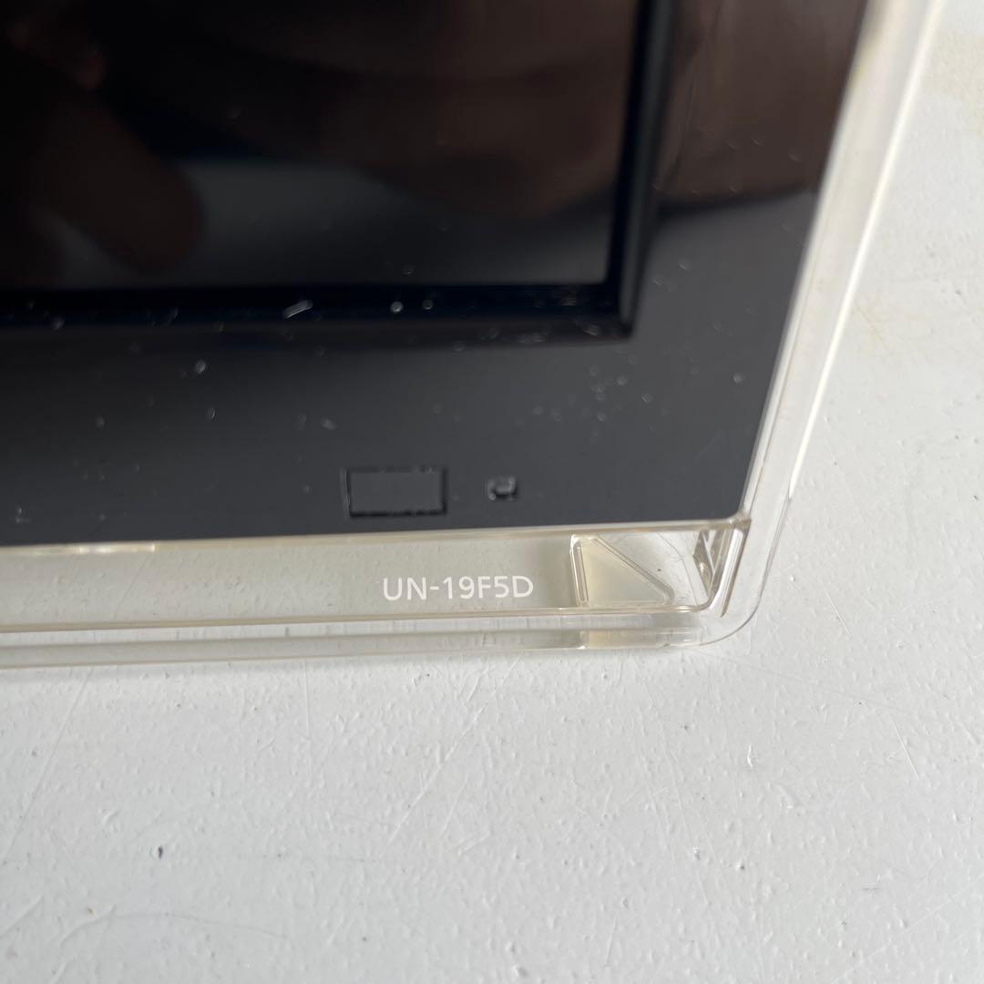 Panasonic 19インチテレビ UN-19F5D ワイヤレステレビ