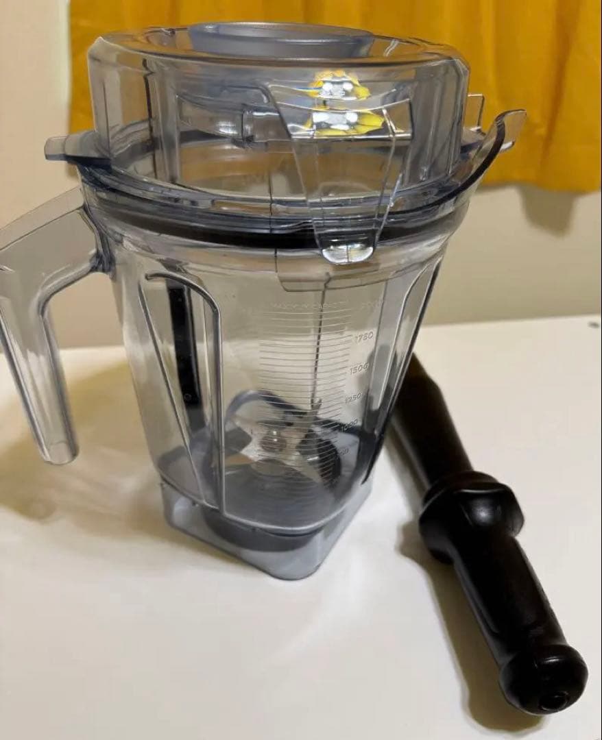 バイタミックス　コンテナ　2L