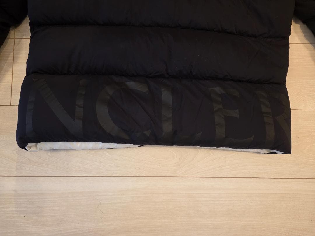 美品✨ MONCLER ダウンジャケット　WILMS ブラック　02