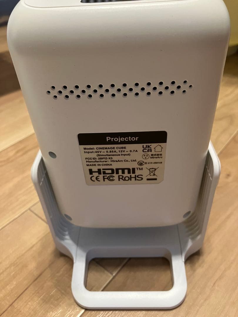 【ほぼ未使用】プロジェクター CINEMAGE CUBE