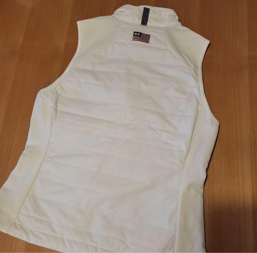 ブリーフィング　中綿ベスト