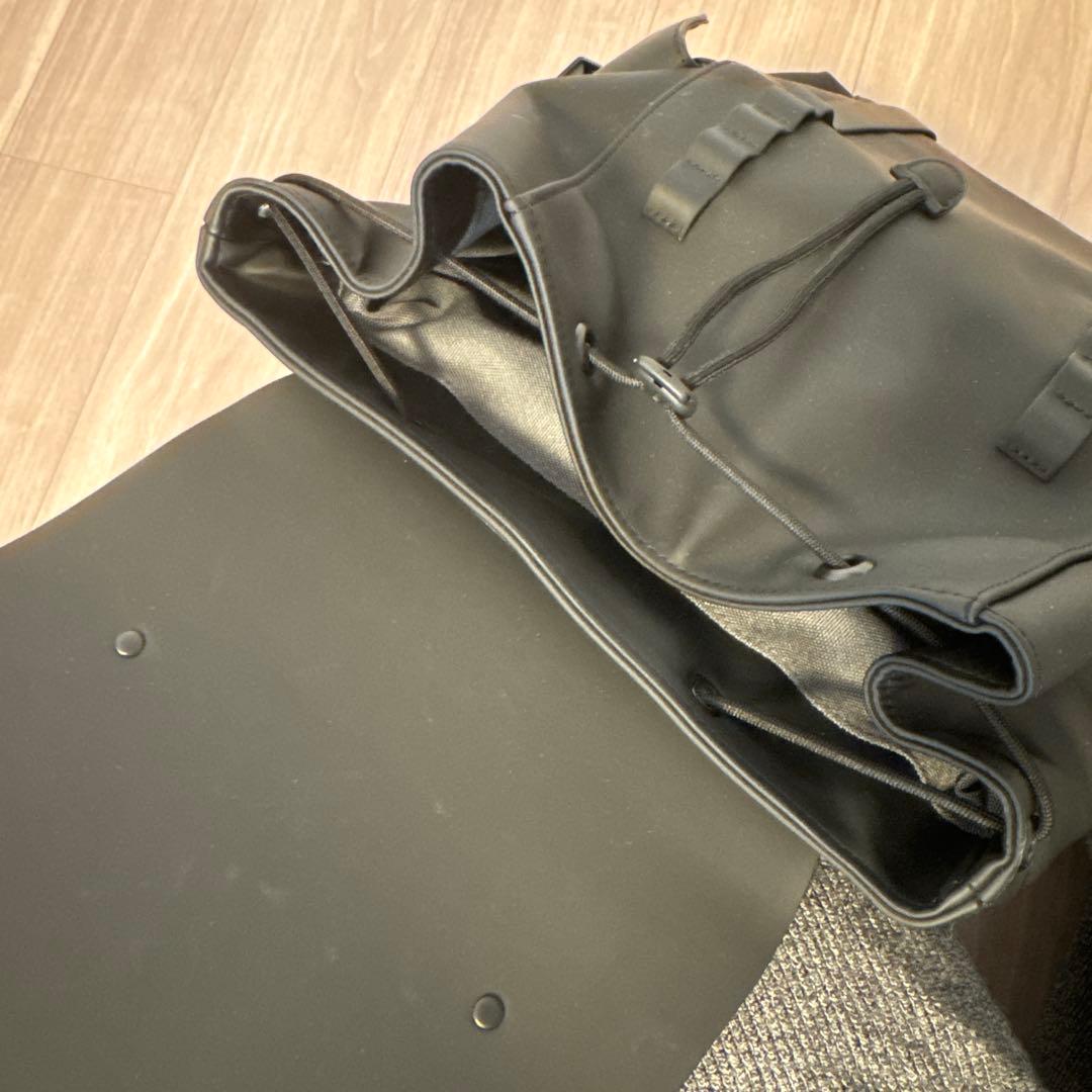 GASTON LUGA スプラッシュ ユーティリティ バックパック16 ブラック