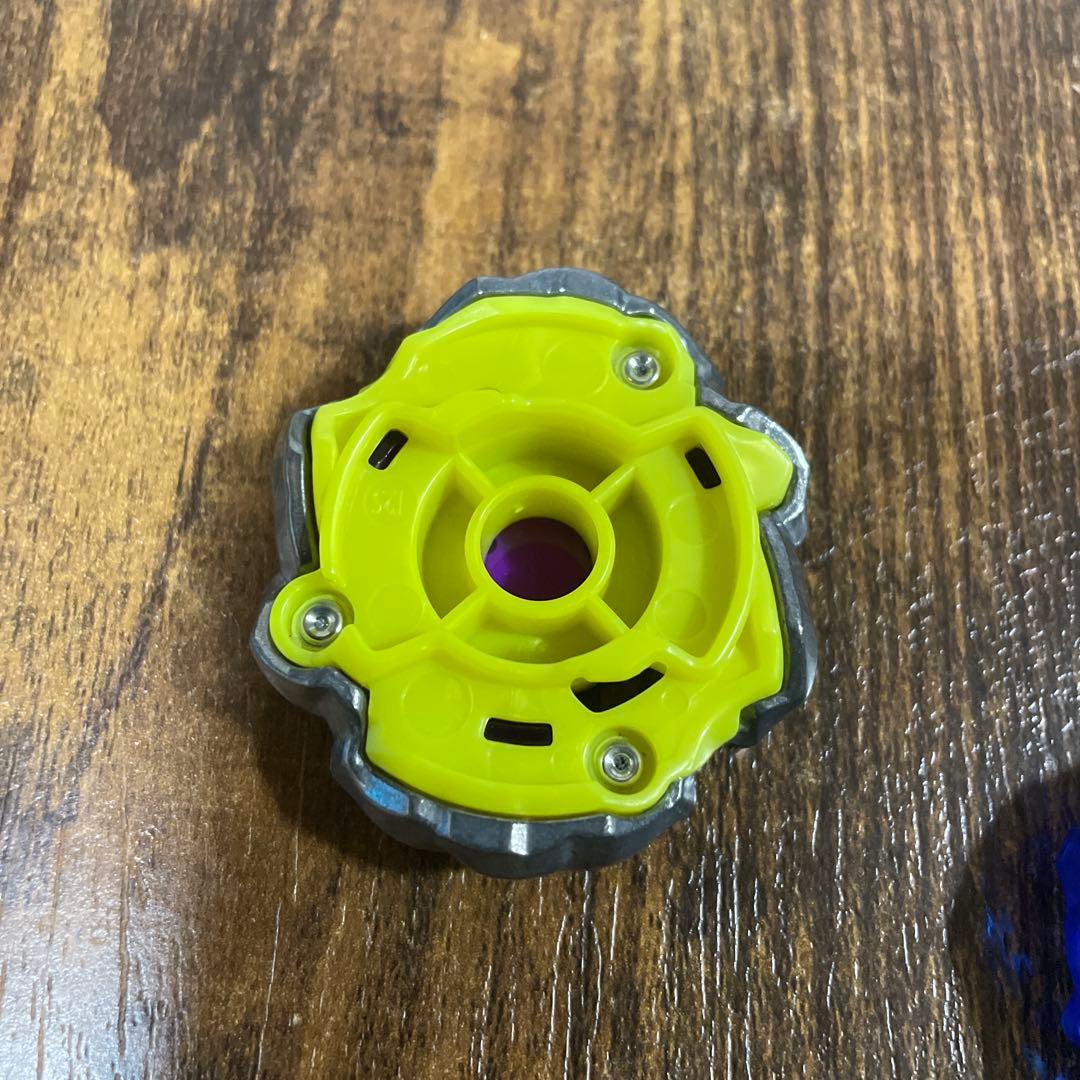 【限定新品ベイ】ベイブレードX オロチクラスタ9-60LR あ2