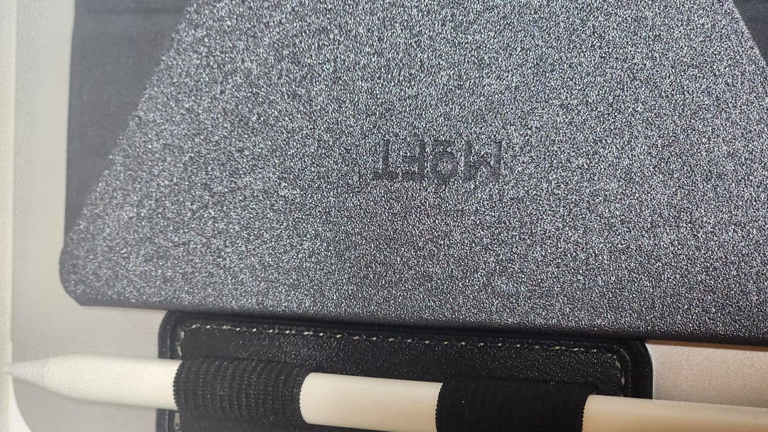 iPad本体A16 約11インチ 超美品 購入１ヶ月未満　ペン　スタンドセット