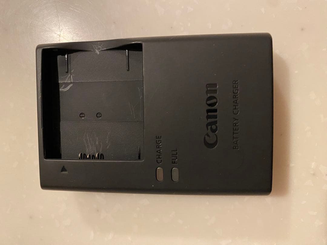 Canon IXY200 レッド