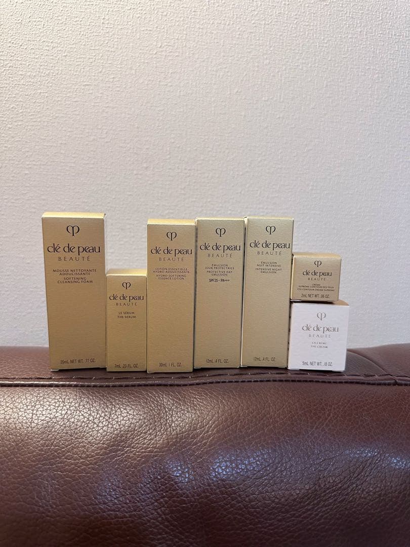 27499円相当⭐クレドポーボーテ♡ラ・クレーム♡特製サイズラディアンス