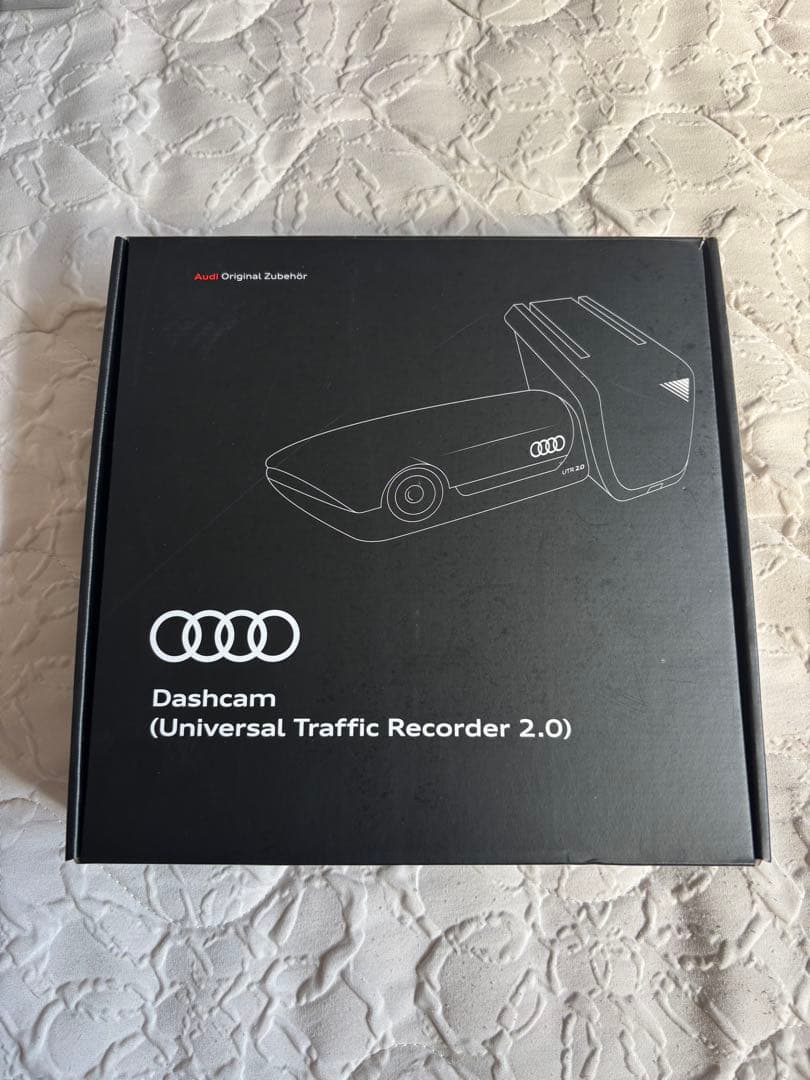 Audi UTR 2.0 純正前後ドライブレコーダー