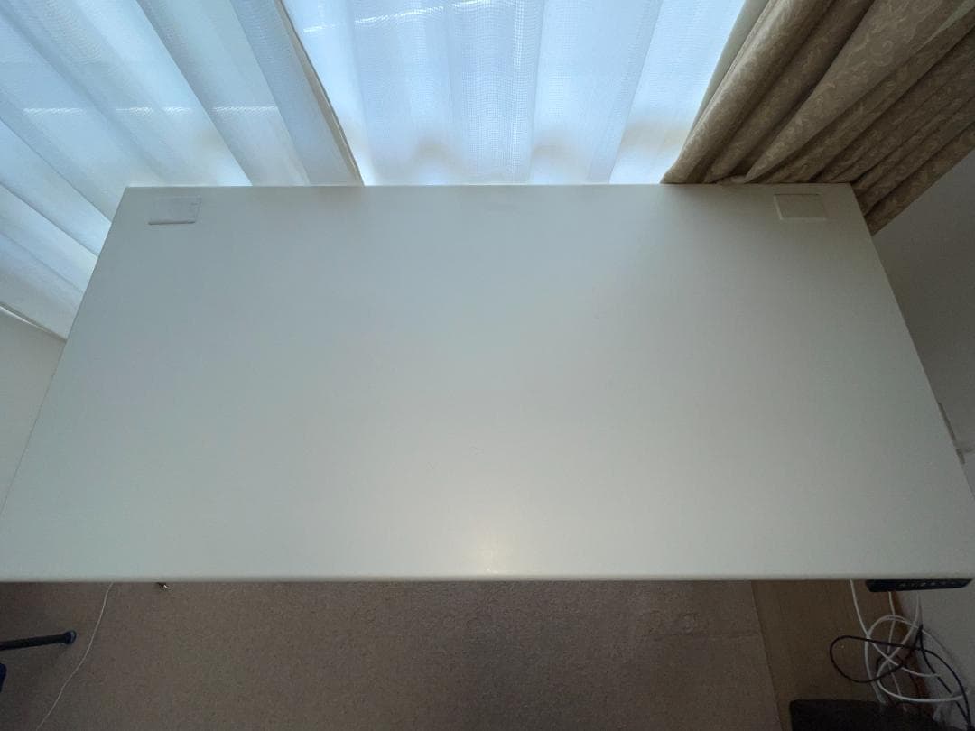 【特価】電動昇降式デスク 天板140×70cm 高さ73～120cm ホワイト