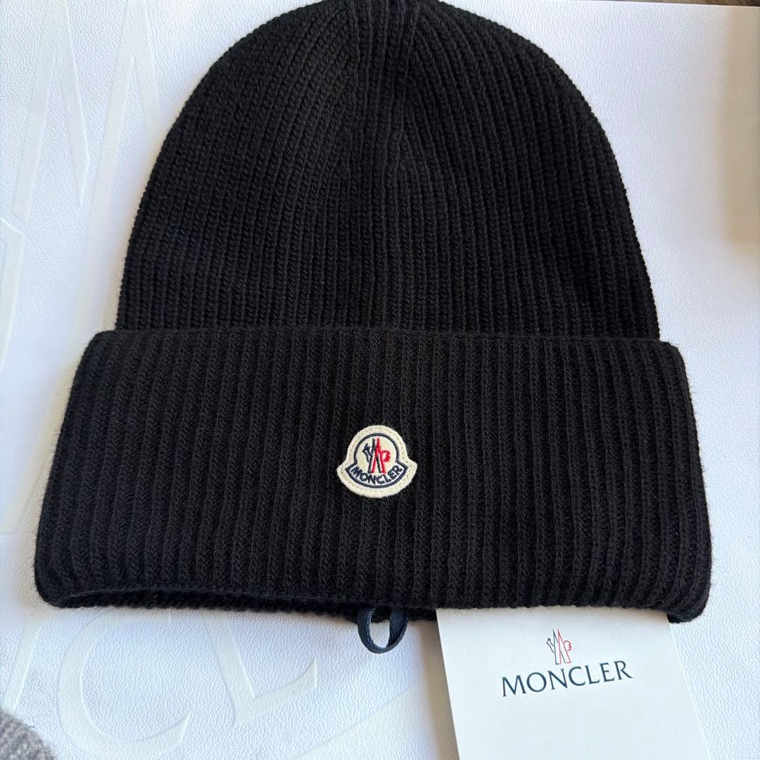 モンクレールニット帽