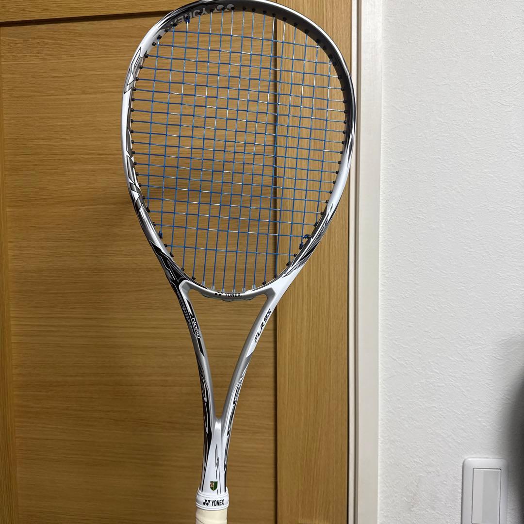 (値下げ交渉可能)YONEX エフレーザー9sテニスラケット ホワイト/シルバー