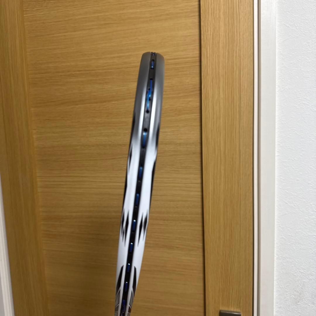 (値下げ交渉可能)YONEX エフレーザー9sテニスラケット ホワイト/シルバー