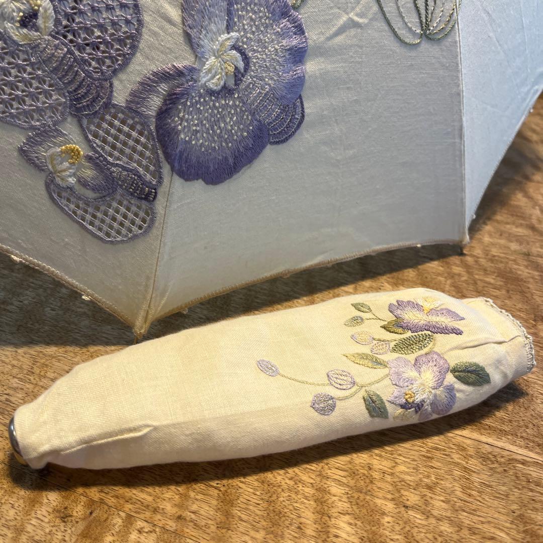 戸塚刺繍作品　紫の花 折りたたみ日傘