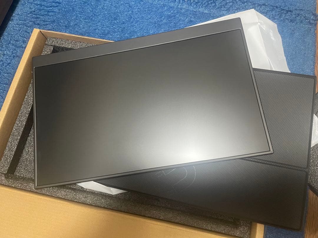 KEEPTIME モバイルモニター　15.6インチ