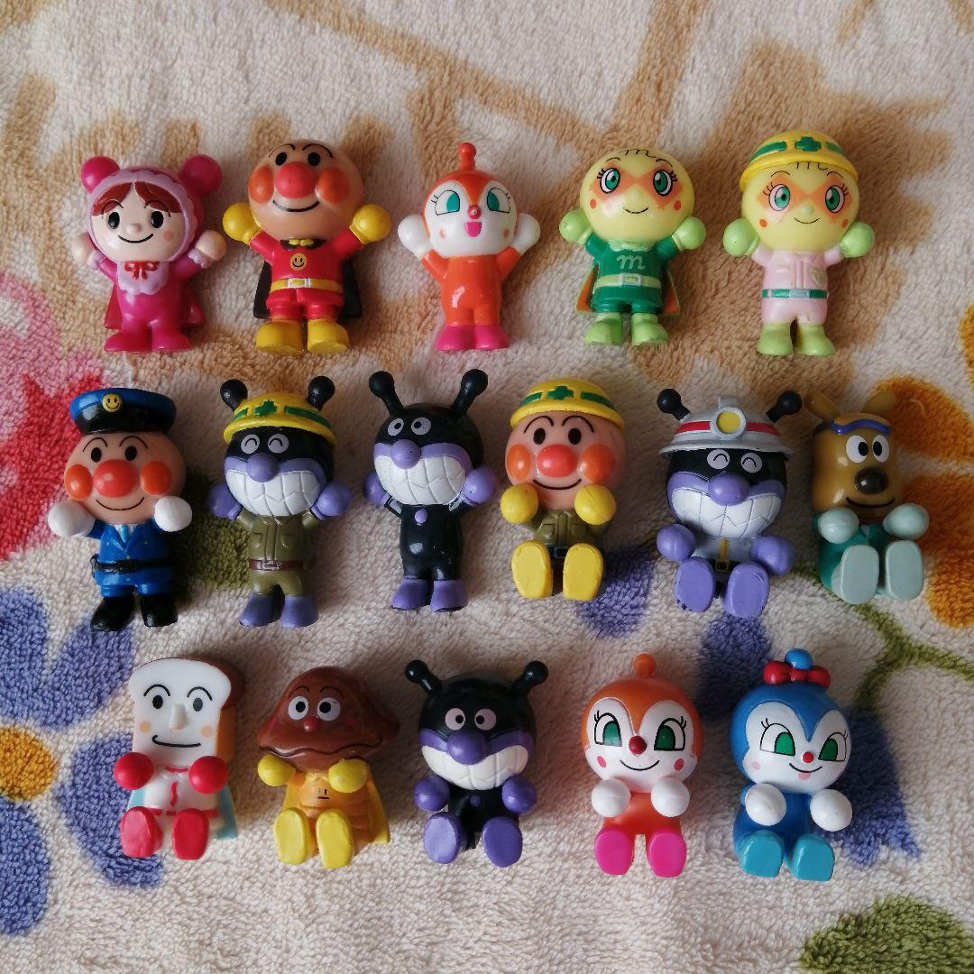 【美品】アンパンマン gogoミニカー ♡ はたらくくるま UFO他 16台 ♡