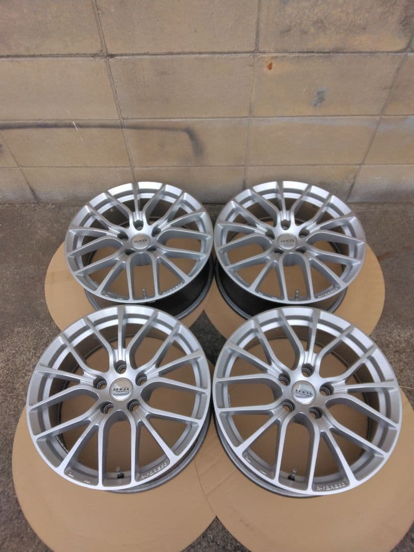 17インチ 5/114,3の7Jオフセット+38アルミホイールのみ中古4本セット