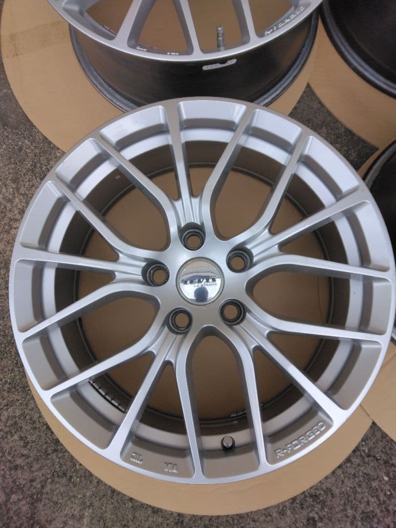 17インチ 5/114,3の7Jオフセット+38アルミホイールのみ中古4本セット