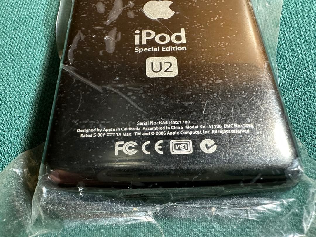 iPod Classic 6世代 80GB U2外装 新品バッテリー