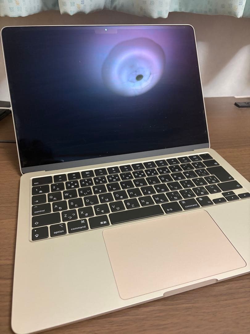 【美品】MacBookAir M2 13インチ 256GBスターライト