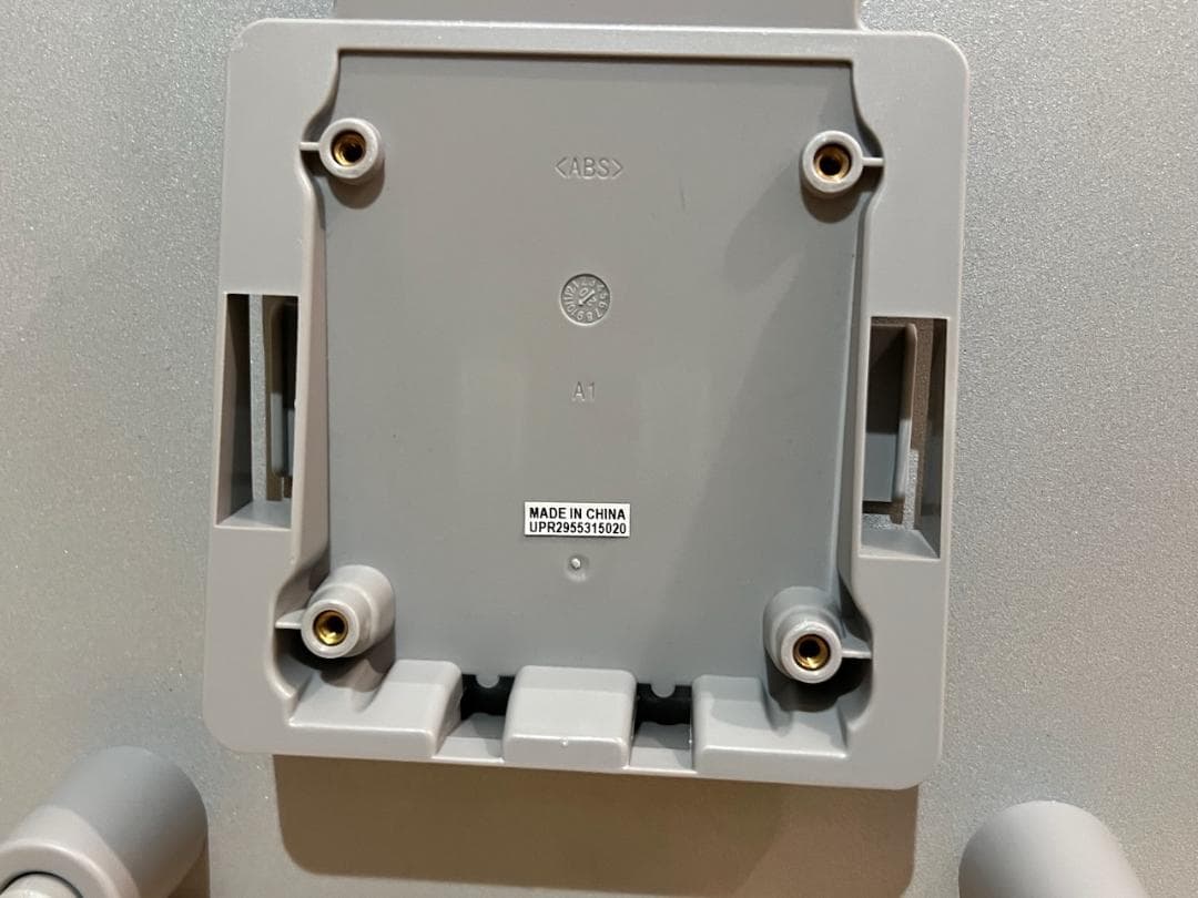 ハーマンミラー Ollin Laptop and Tablet Mount