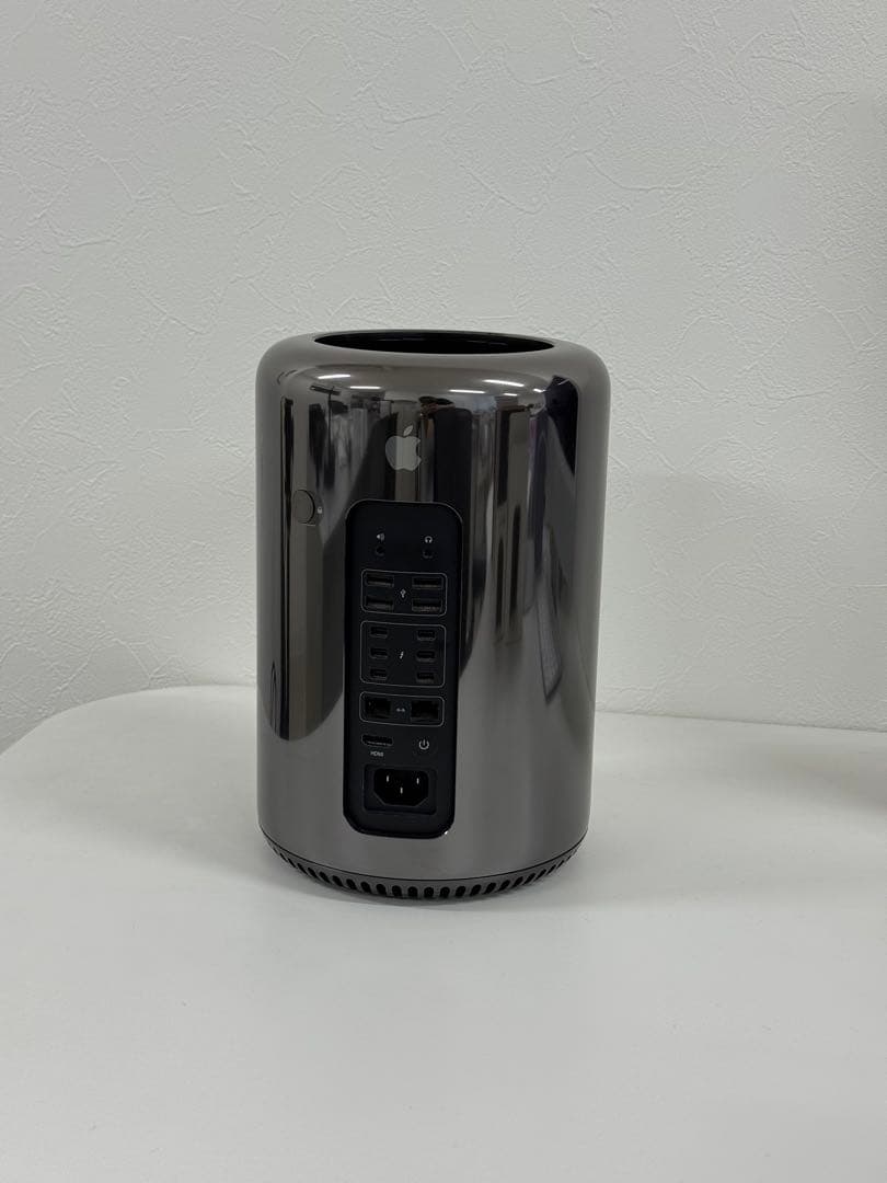 Apple Mac Pro MD878J/A 本体 メモリ64GB