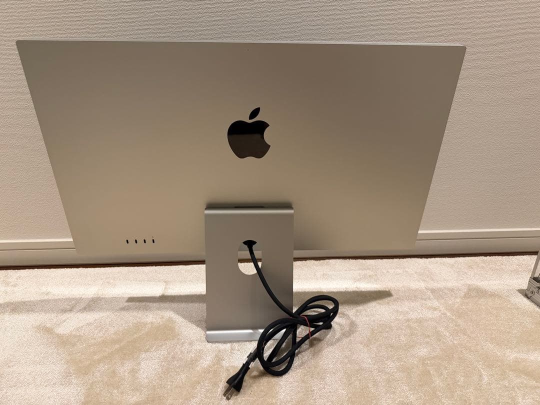 Apple Studio Display 27インチ 5K 美品 ケーブル付