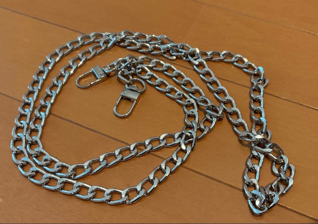 【※美品ですが訳あり】値下げ！アンテプリマ　ミディアム限定品スッテライエロー