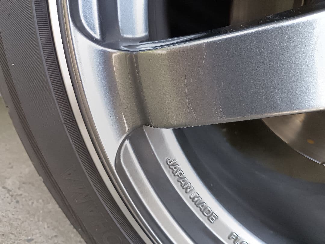 アドバンＴＣ4　2022年　18インチタイヤ付2本　114,3　5Ｈガンメタ①