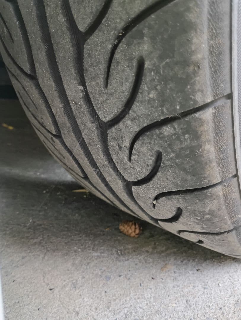 アドバンＴＣ4　2022年　18インチタイヤ付2本　114,3　5Ｈガンメタ①