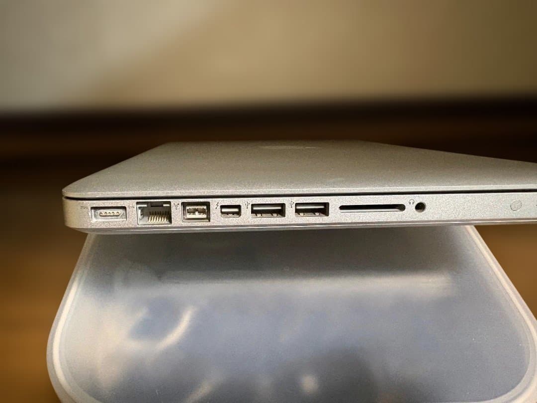 年末年始セール;Apple MacbookPro 13in Early 2011