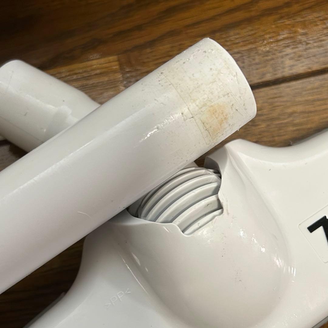 Makita 充電式クリーナー CL106FD 本体　コードレス掃除機