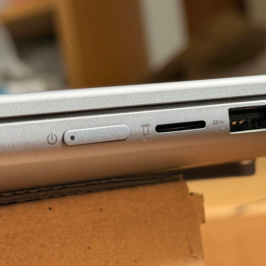 IdeaPad Slim 5i Corei7/16GB/512GB 有機EL