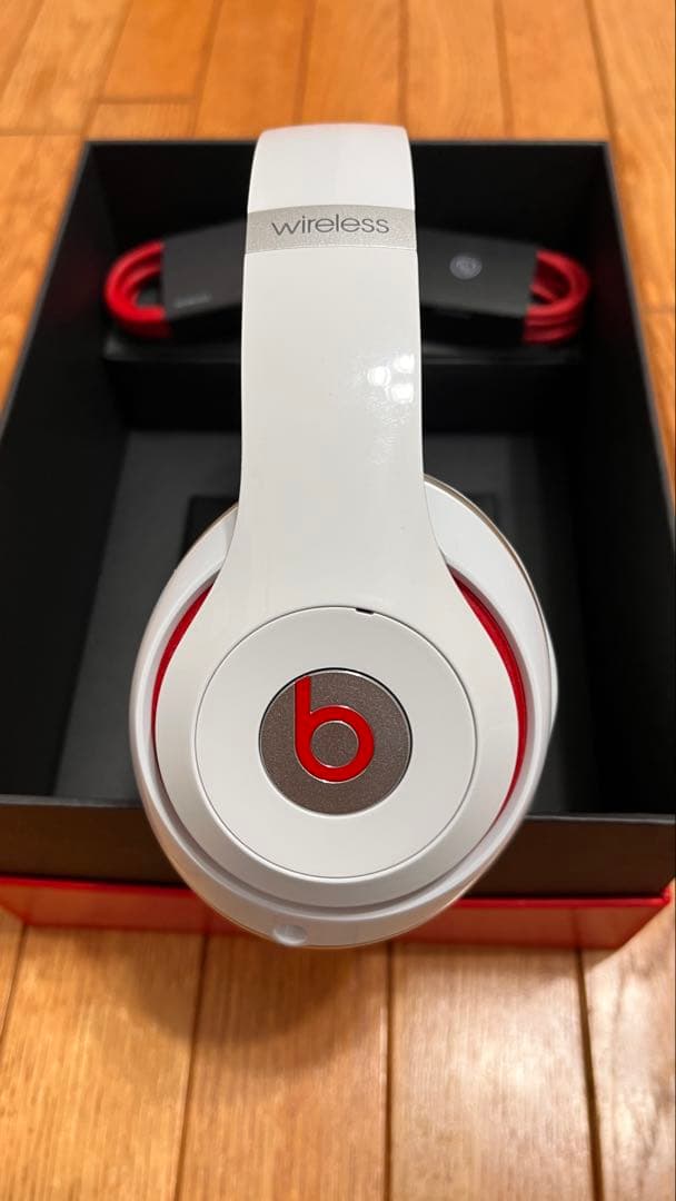 ベ*ド様 Beats Studio Wireless 2 ホワイト 新品同様