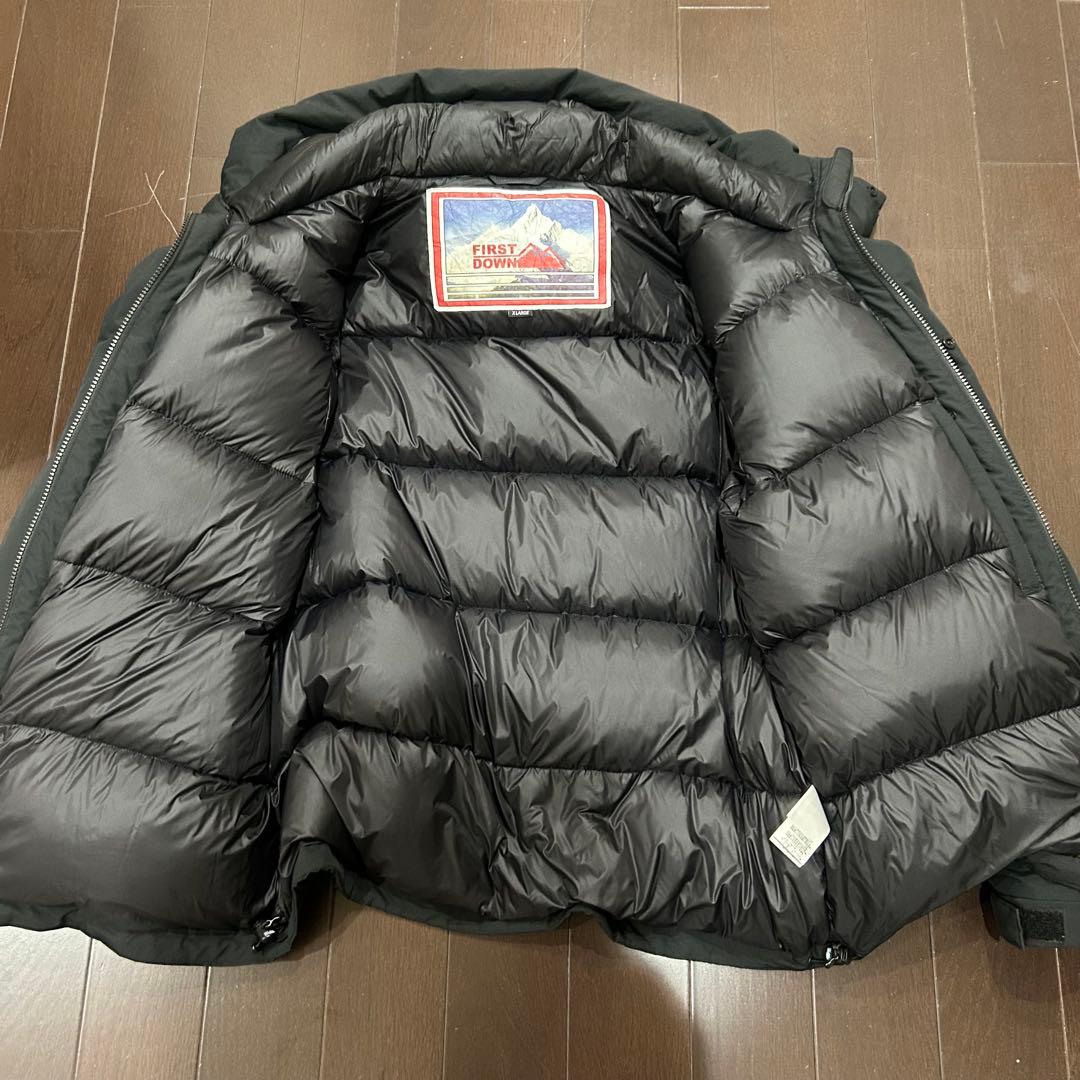 FIRST DOWN ブラック ダウンジャケット