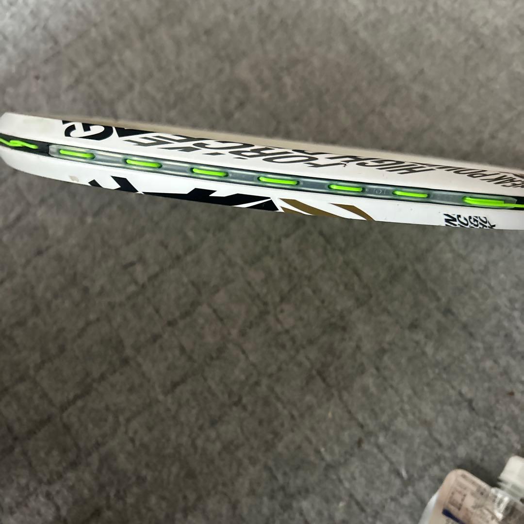 GEOBREAK 70V テニスラケット ホワイト