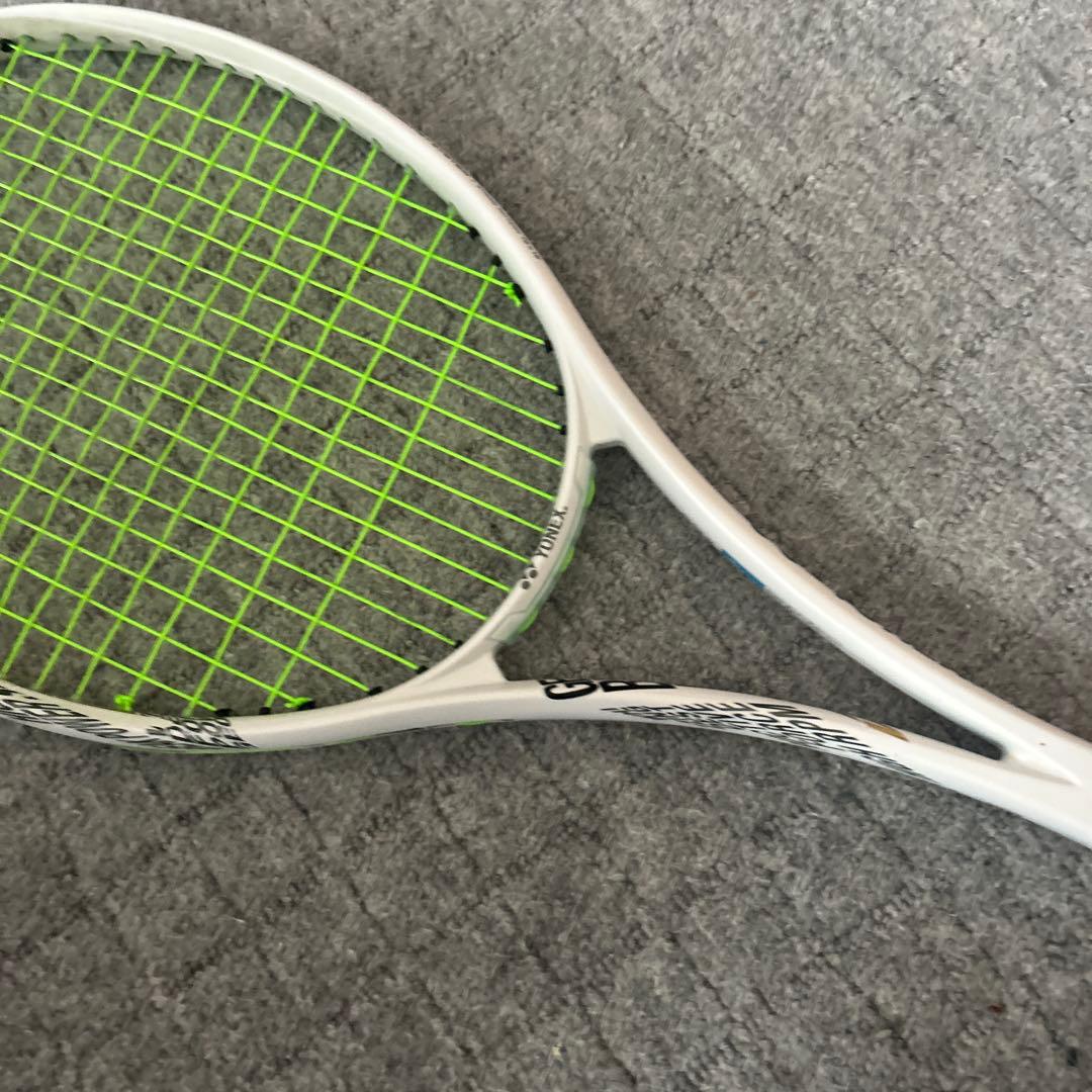 GEOBREAK 70V テニスラケット ホワイト