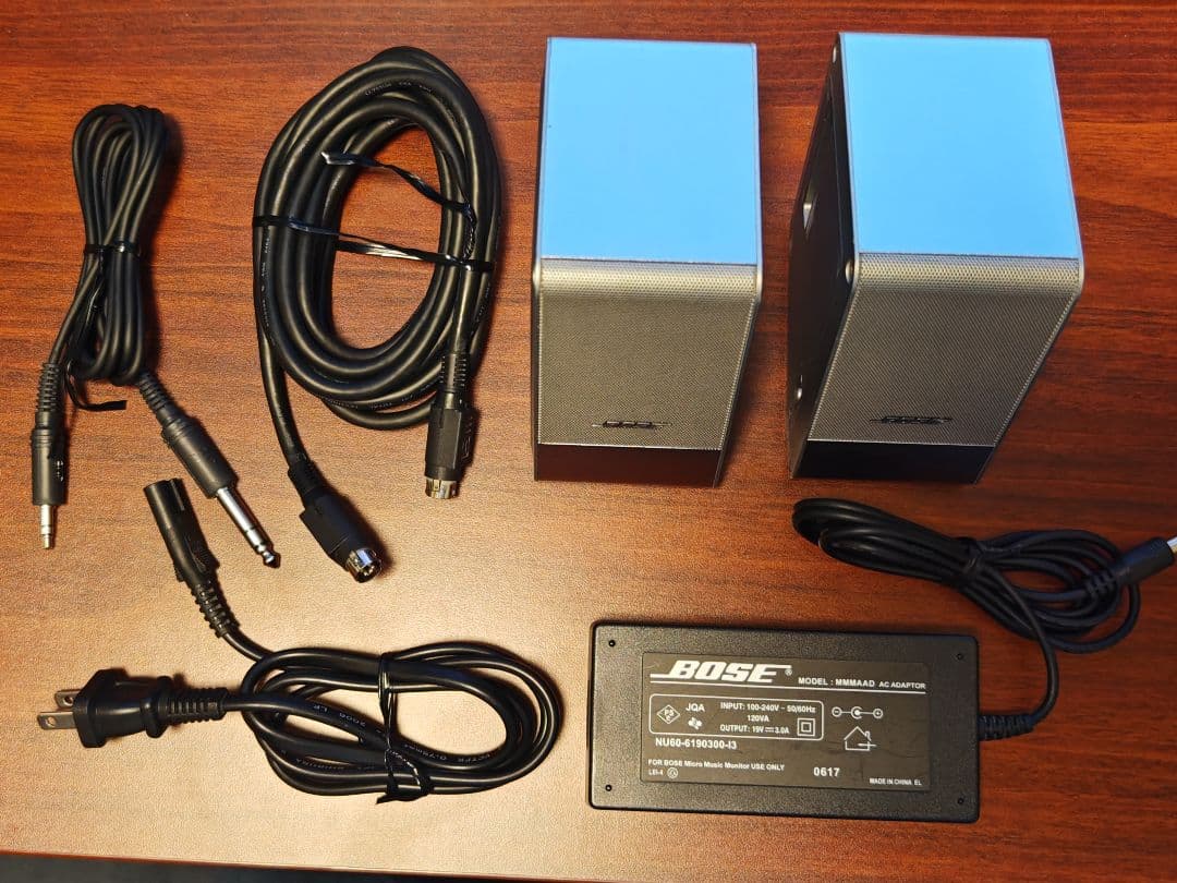 スピーカー・ウーファー BOSE M3 Micro Music Monitor Silver