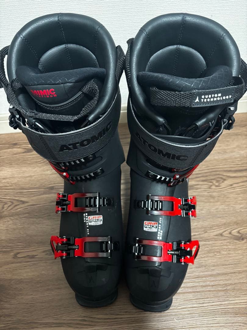 ATOMIC アトミック スキーブーツ Black