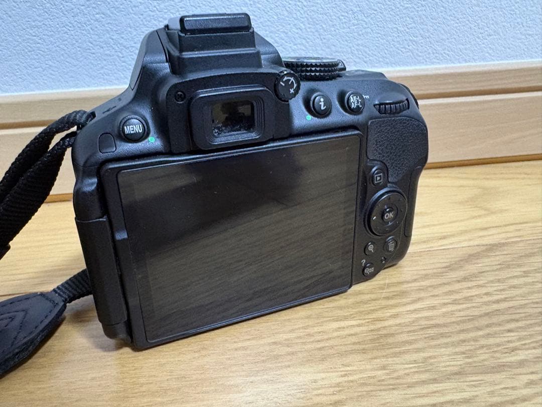 Nikon D5300 18-55 VRⅡKit レンズフード.セミソフトケース