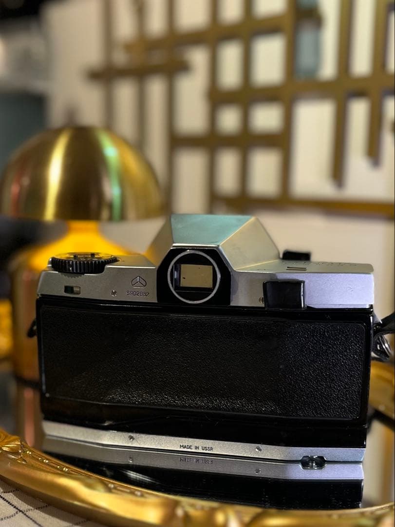Kiev 10 一眼レフ Helios-81付 アールデコ調デザイン