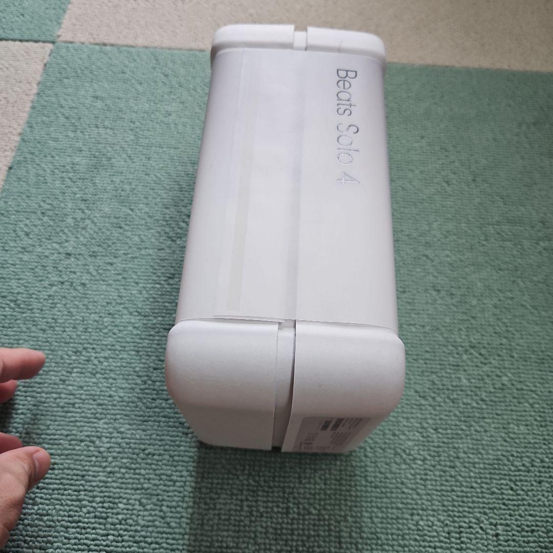 Beats Solo 4 ワイヤレスヘッドホン